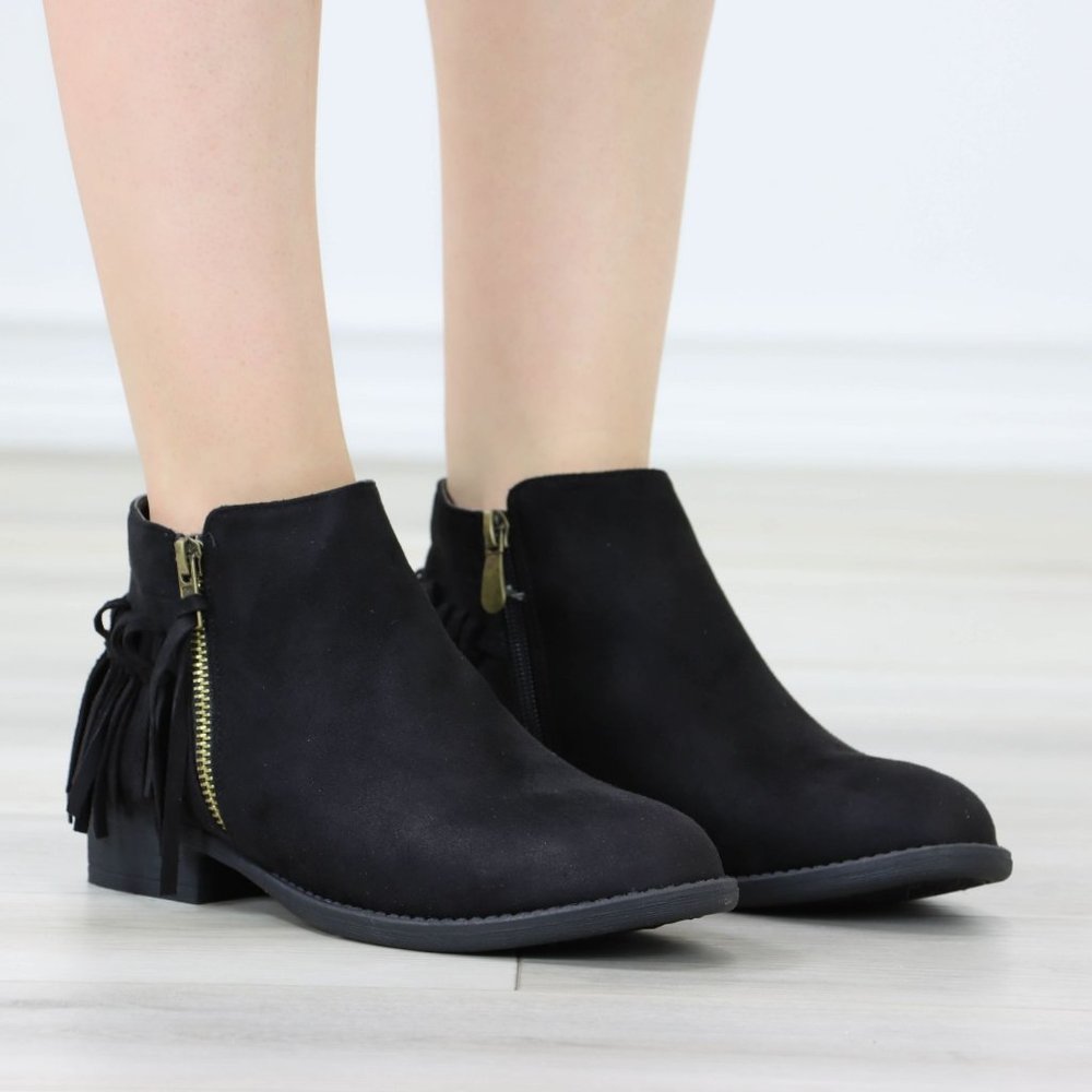 Black Suede Boots Tassel Flat Heel Round Toe Ankle Booties Flats - Picture 2 of 12